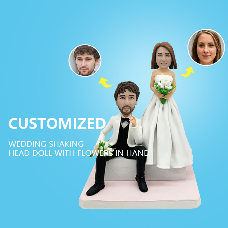 Customized Wedding Shaking Head Doll with Flowers in Hand